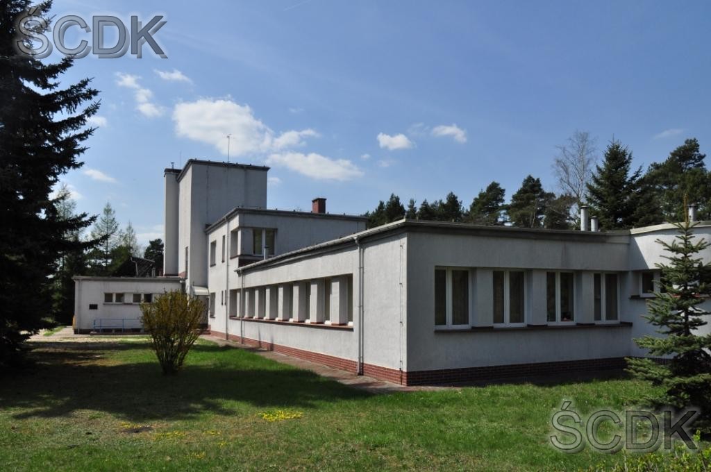 Budynek administracyjny. Fot. A. Syska