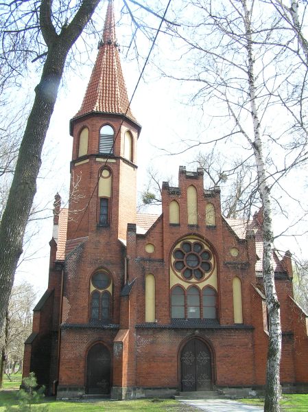 Gliwice-Łabędy, kościół Marcina Lutra (proj. A. Kelm 1901-1902).jpg
