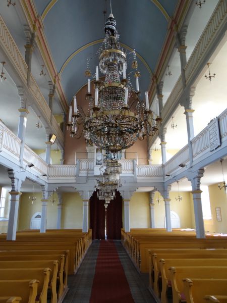 Międzyrzecze, wnętrze kościoła (1864-1866).jpg