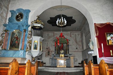 Ołtarz główny kościoła