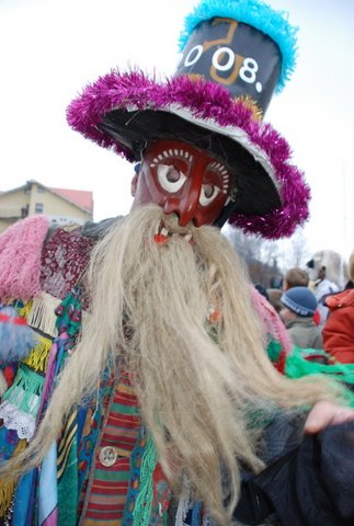 Zamaskowana postać