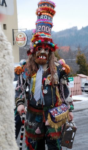 Zamaskowana postać