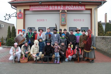 Wspólne zdjęcie przebieranców 